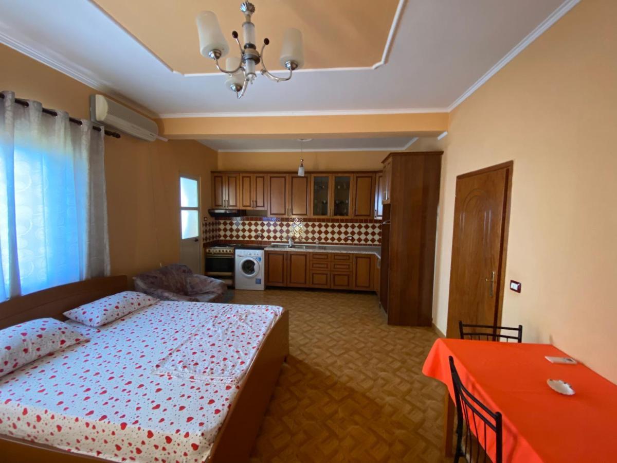 Villa Osmani Durres Exterior photo